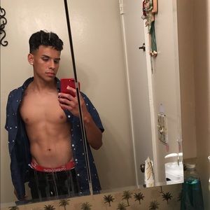 Meet your Posher, Daniel